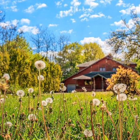 Amigosranch Βίλα Κρούσεβατς Εξωτερικό φωτογραφία